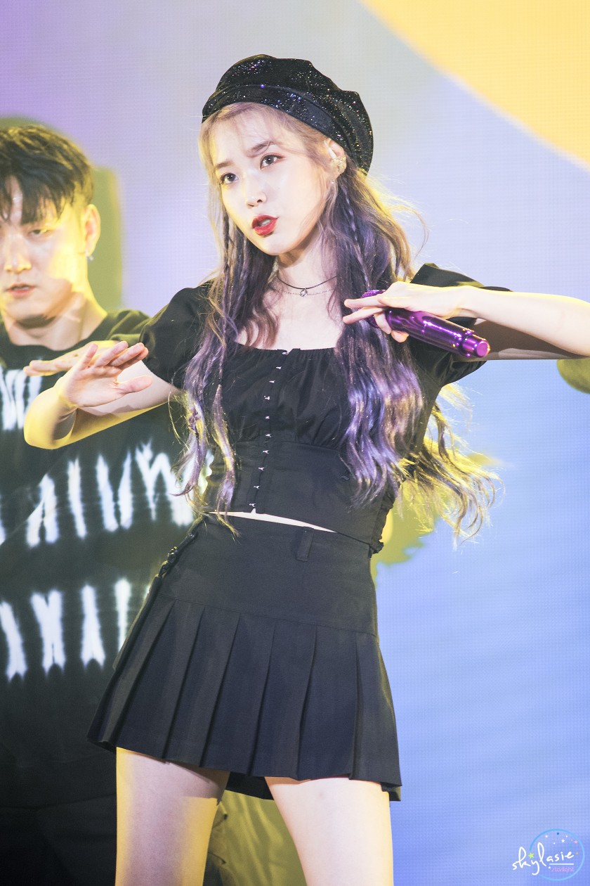 아이유2.jpg