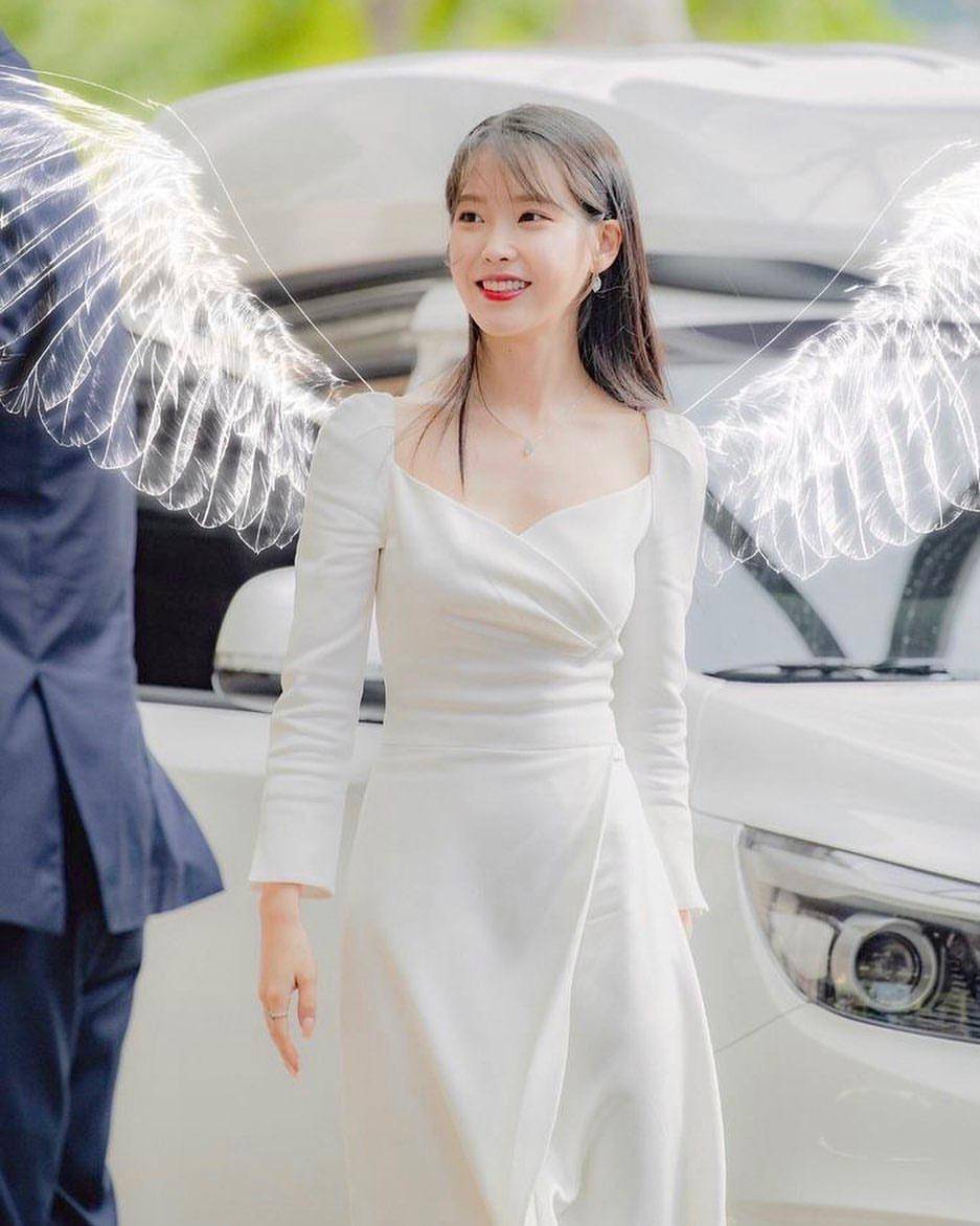 아이유 0000.jpg