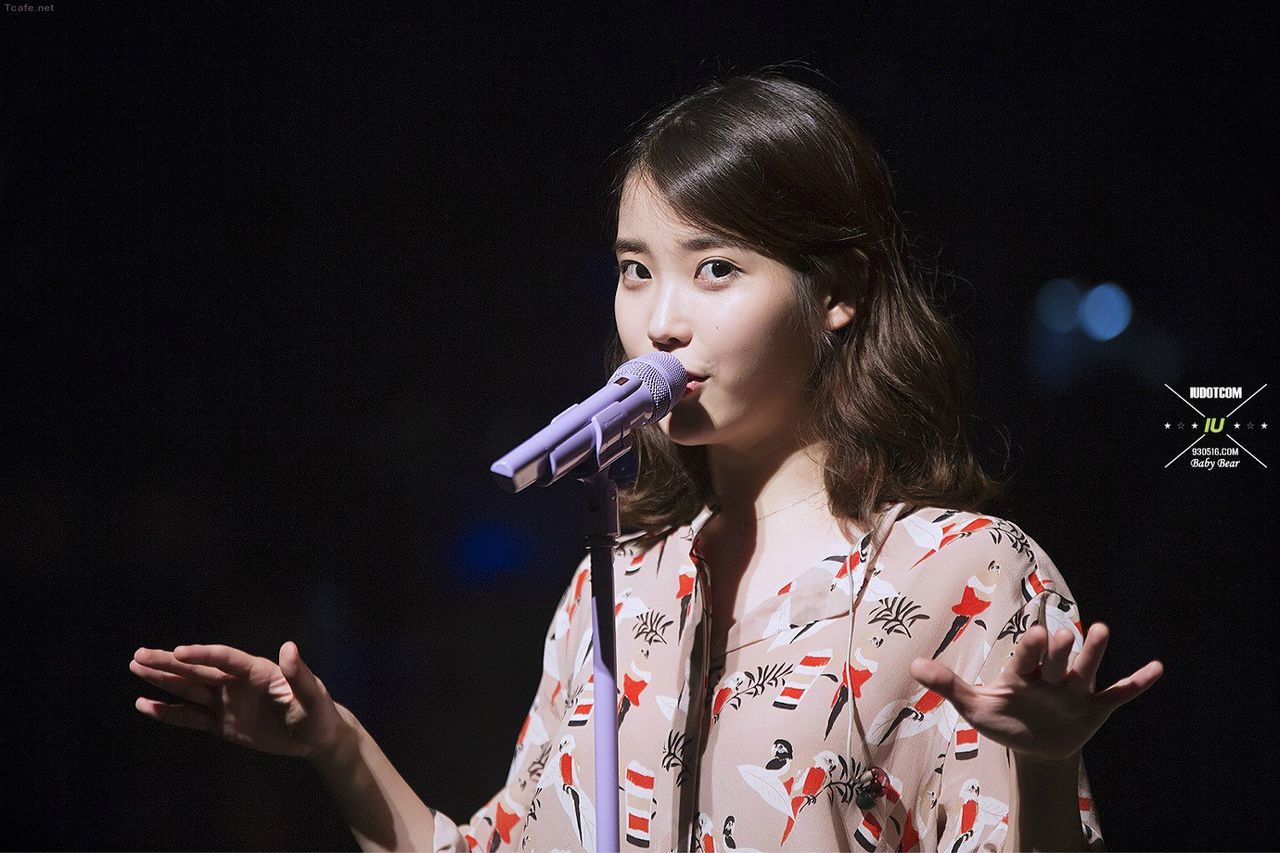 아이유 084.jpg