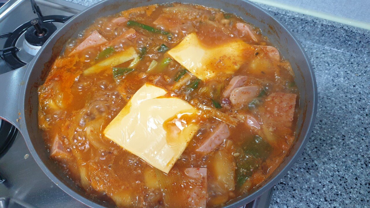 20210629_193726.jpg 부대찌개 이렇게 해서 맛 없으면 음여갤로 찾아와라