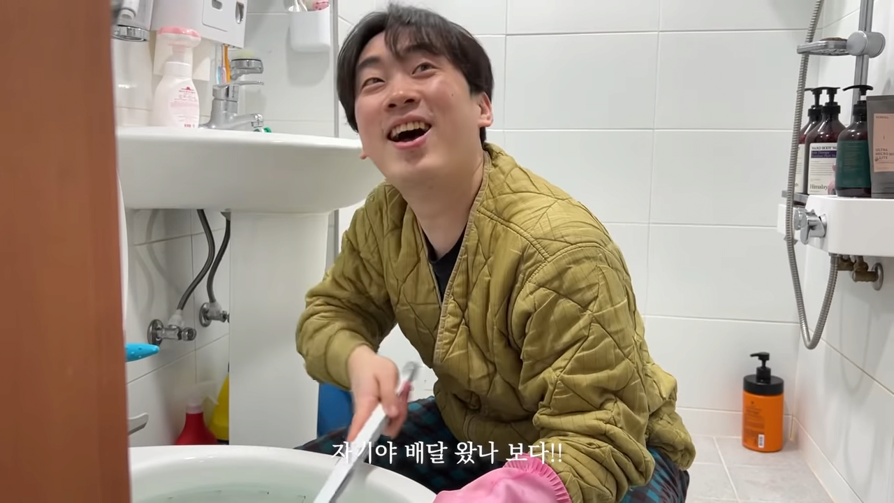 pic_051.png 하루종일 존나 ㅆㄱㅈ 없었던 와이프의 비밀.JPG