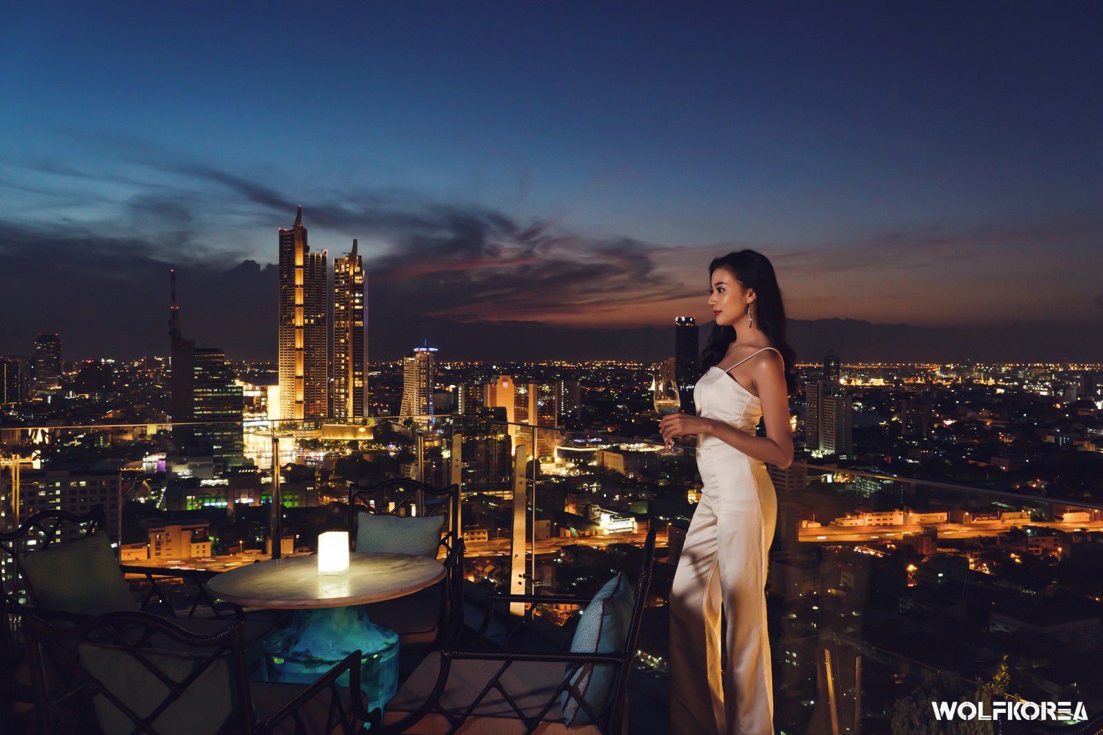 wf_BKKWO_Lady Drinking at Yao Rooftop Bar.jpg