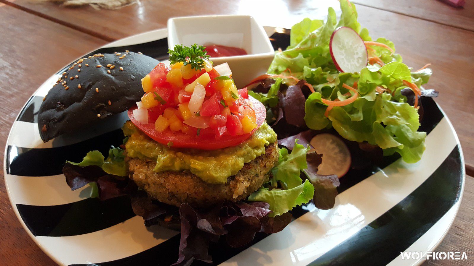 wf_D1-Broccoli Burger wtih Salad.jpg