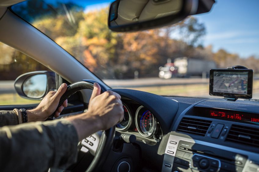 driver-car-istock77858325.jpg