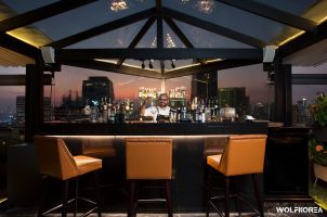 1826 믹솔로지 루프탑 1826 Mixology & Rooftop Bar