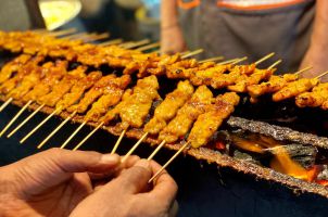 무 사떼 쁠랭남 Moo Satay Plaengnam