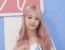 아이돌프로미스나인)분홍머리 백지헌.gif