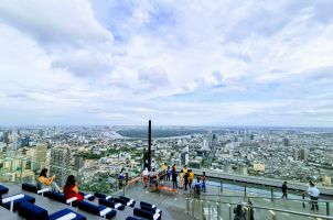 킹 파워 마하나콘 스카이워크  Mahanakhon skywalk