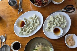 청학동칡냉면 - 융건릉 주말에도 부장님과 줄서서 먹는 맛집