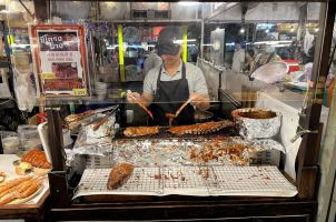 방콕 딸랏롯파이 야시장 Srinakarin Train Night Market 방문후기 (두번째)